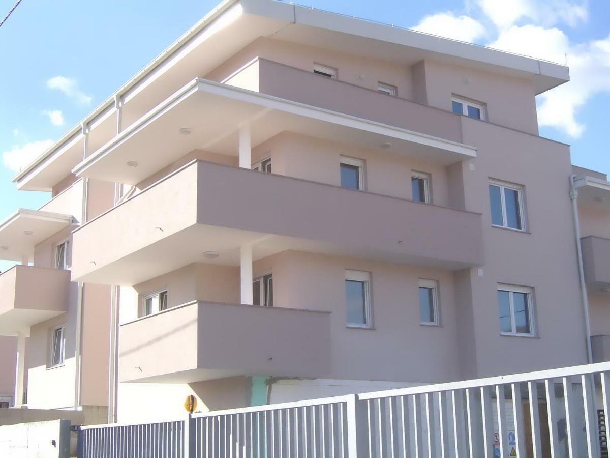 Apartmani Almica Загреб Экстерьер фото