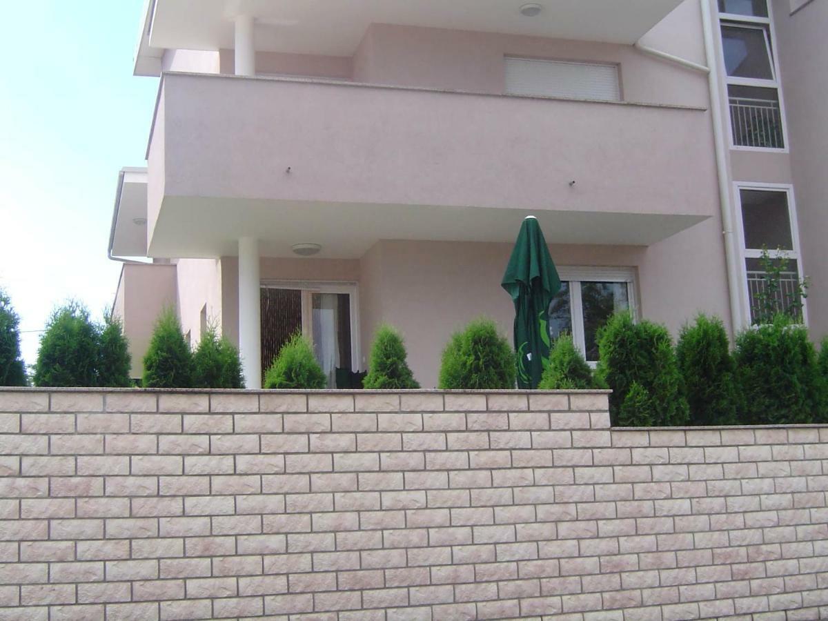 Apartmani Almica Загреб Экстерьер фото