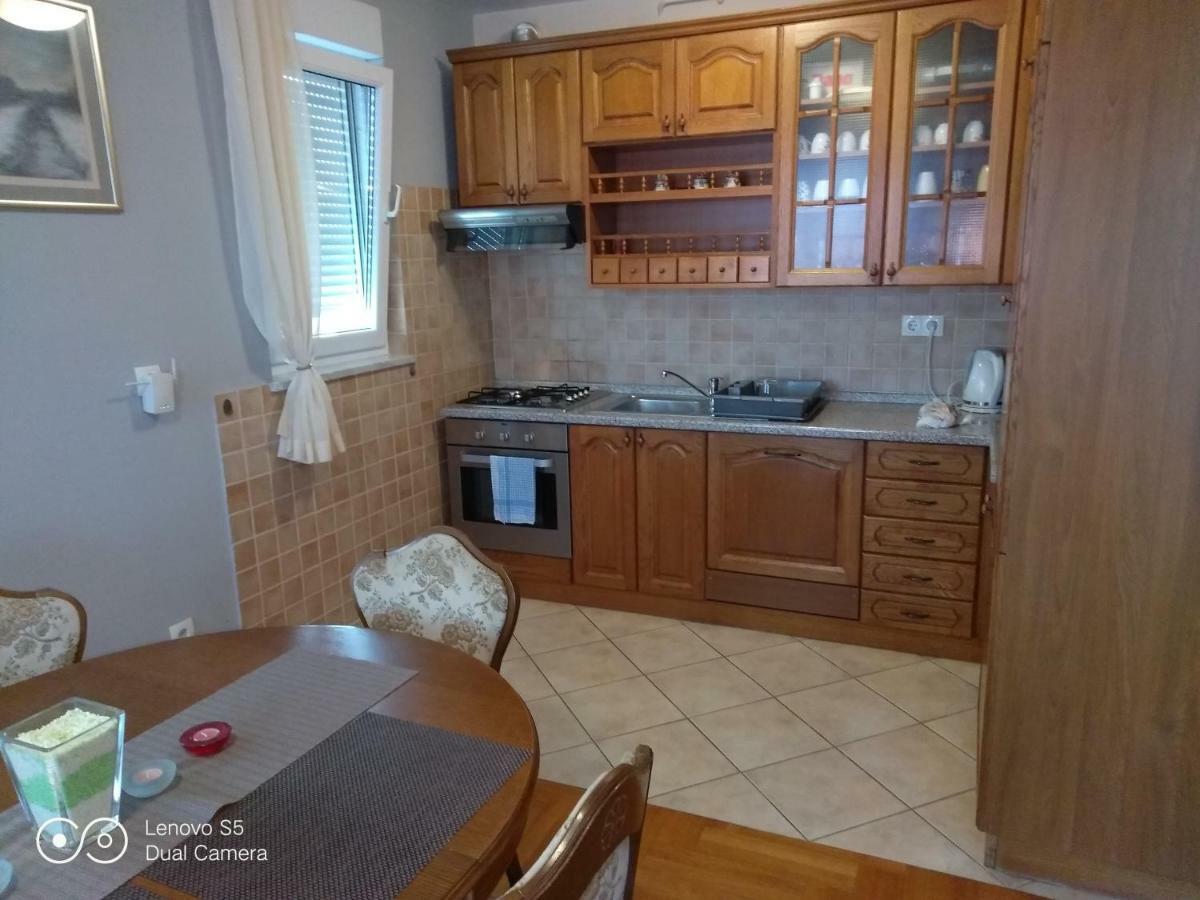 Apartmani Almica Загреб Экстерьер фото