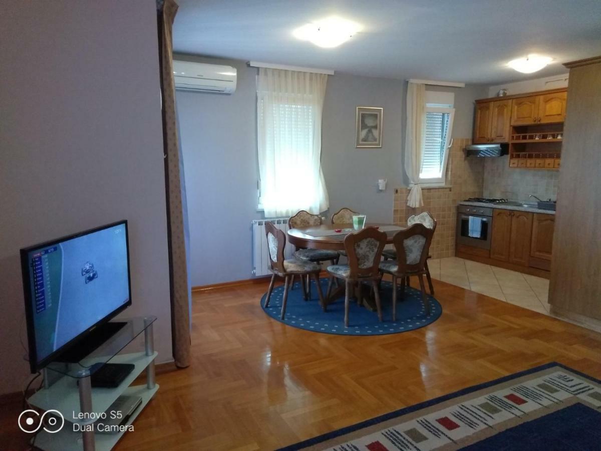 Apartmani Almica Загреб Экстерьер фото
